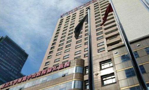 2023上海牙床肿痛精选口腔医院排行榜top10整理推荐！上海市徐汇区中心医院口腔科网友评分高，人气旺
