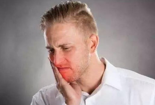 牙齿痛快速止痛的办法有哪些？牙齿痛吃什么药最有效？