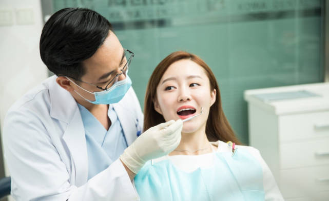 牙齿冷热敏感是漏神经了吗?