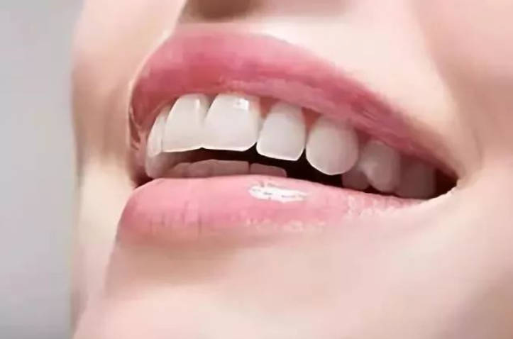 补牙后牙齿冷热敏感正常吗?