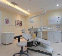 成都成华极光口腔治疗室