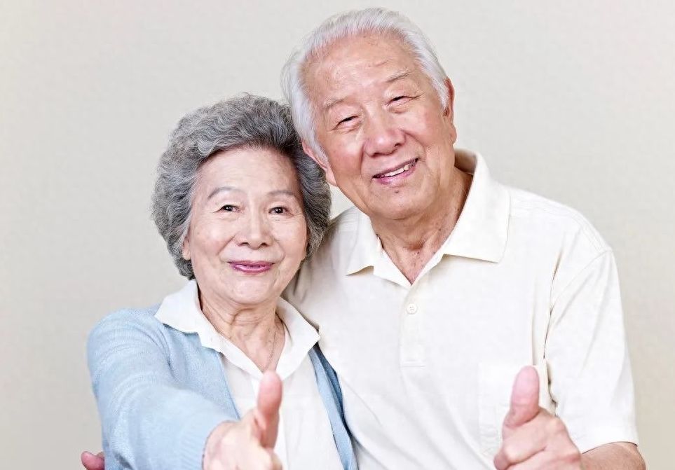 重庆市人民医院口腔科2024种植牙、正畸费用详情及预约指南